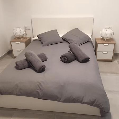 Vivienda Junto A Ruzafa - 12 Pax Y Mas Lägenhet Valencia Exteriör bild