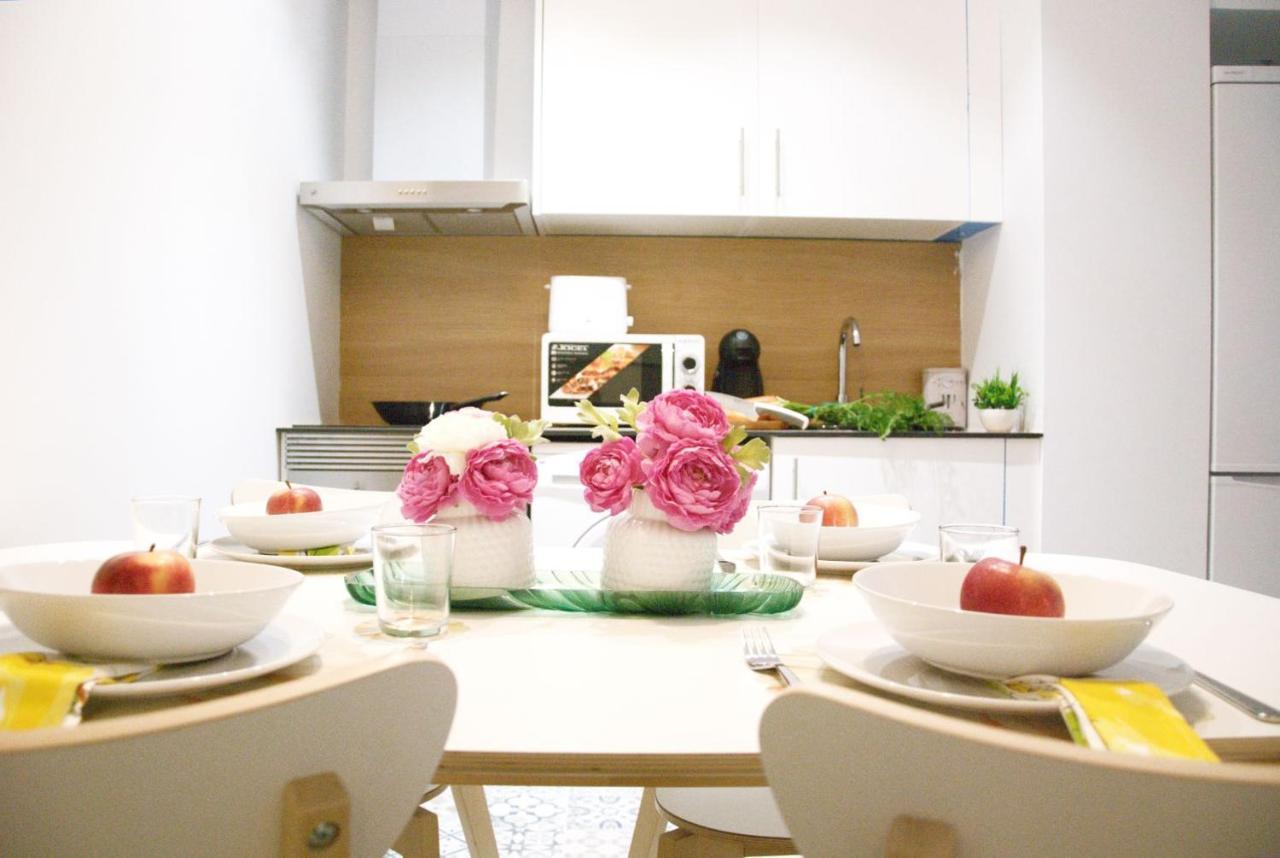 Vivienda Junto A Ruzafa - 12 Pax Y Mas Lägenhet Valencia Exteriör bild
