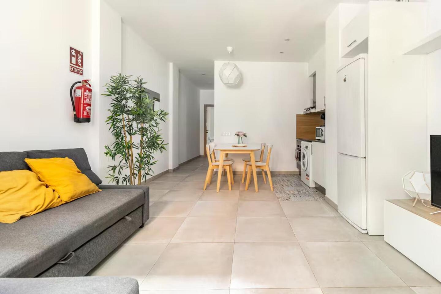Vivienda Junto A Ruzafa - 12 Pax Y Mas Lägenhet Valencia Exteriör bild
