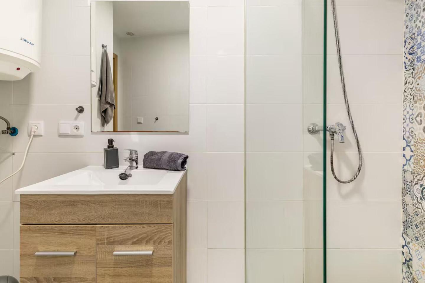 Vivienda Junto A Ruzafa - 12 Pax Y Mas Lägenhet Valencia Exteriör bild