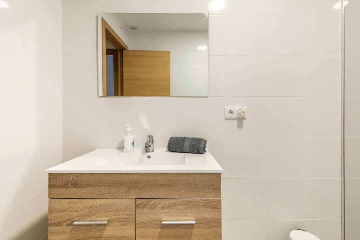 Vivienda Junto A Ruzafa - 12 Pax Y Mas Lägenhet Valencia Exteriör bild