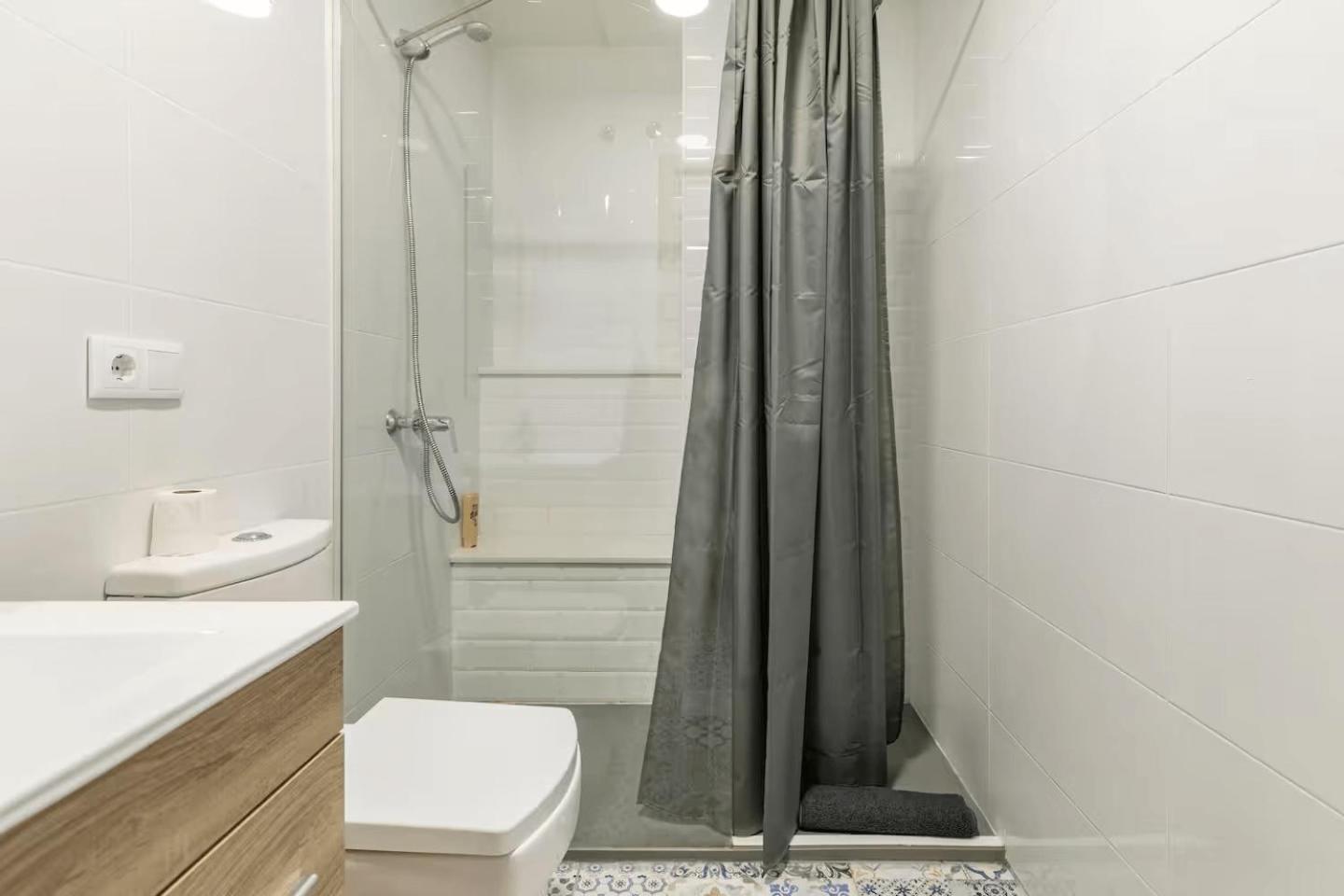 Vivienda Junto A Ruzafa - 12 Pax Y Mas Lägenhet Valencia Exteriör bild